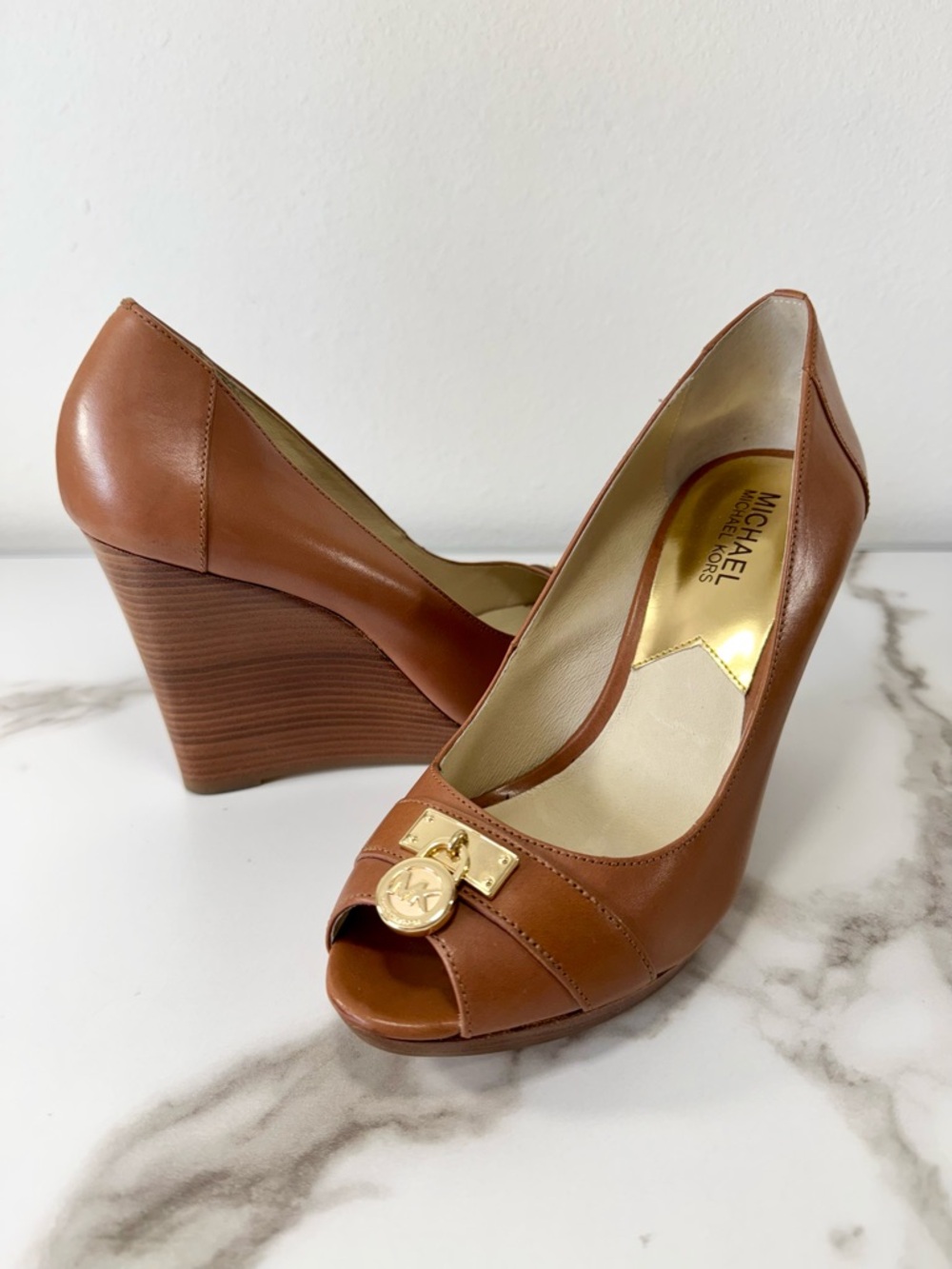 Michael Kors Hamilton Cognac Leather Gold Peep-Toe Heeled Platform Wedges Pumps